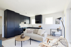 The Wembley Park Sanctuary - Stunning 2BDR Flat with Balcony